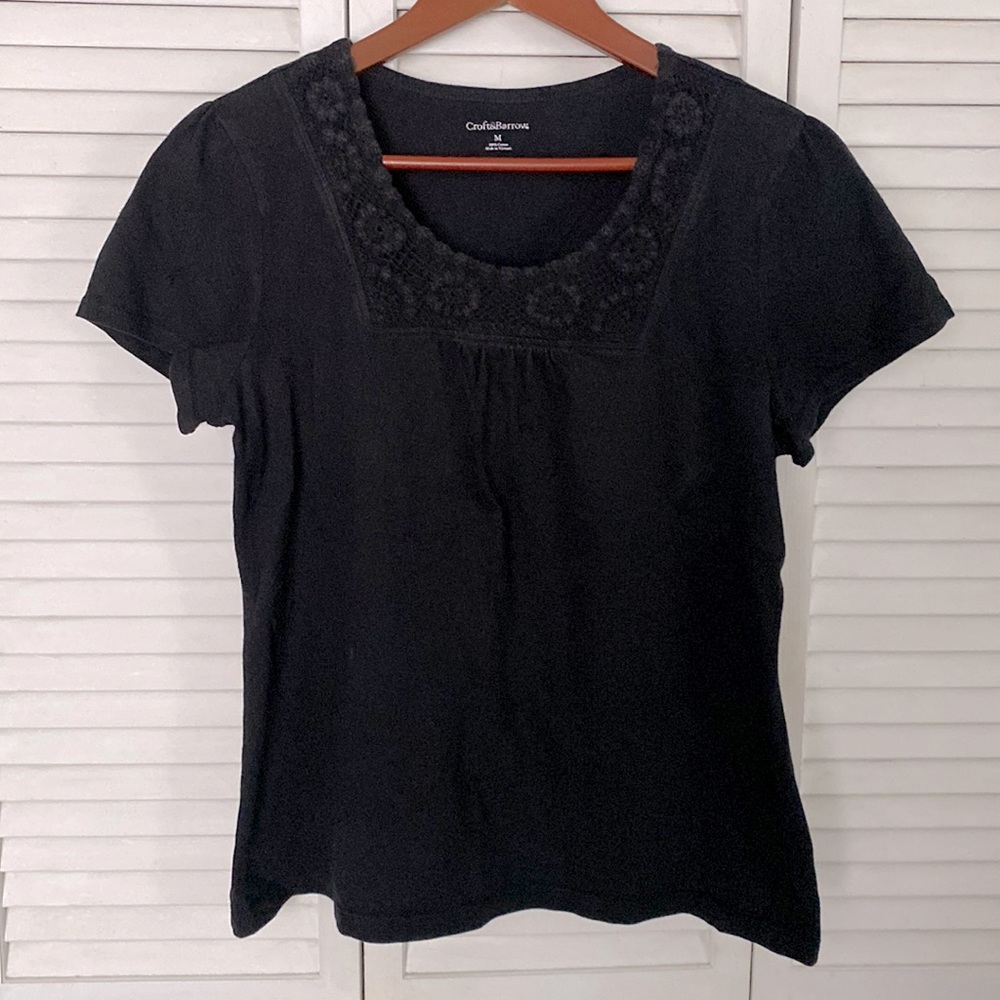 CROFT & BARROW 100% cotton black t-shirt size M